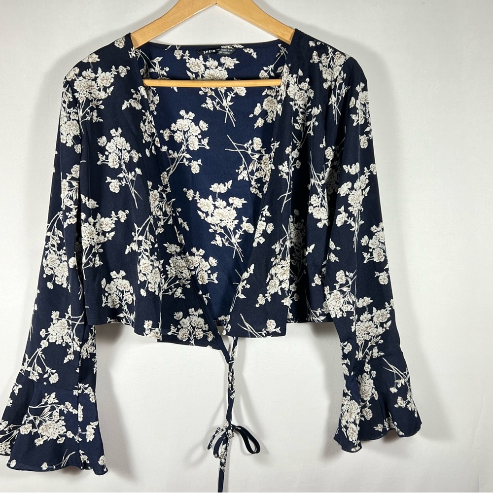 SHEIN Navy Blue‎ Floral Wrap Long Sleeves Size Large